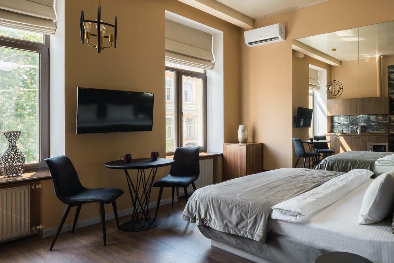 18 Sofievskaya Apartments Киев Экстерьер фото
